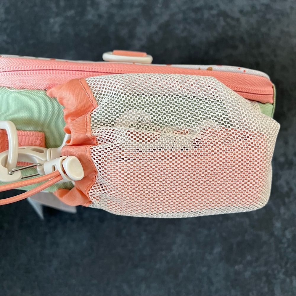 NWT Bentgo Kids Lunch Bag and Water Bottle
Whimsy & Wonder Prints Collection - Picture 13 of 16